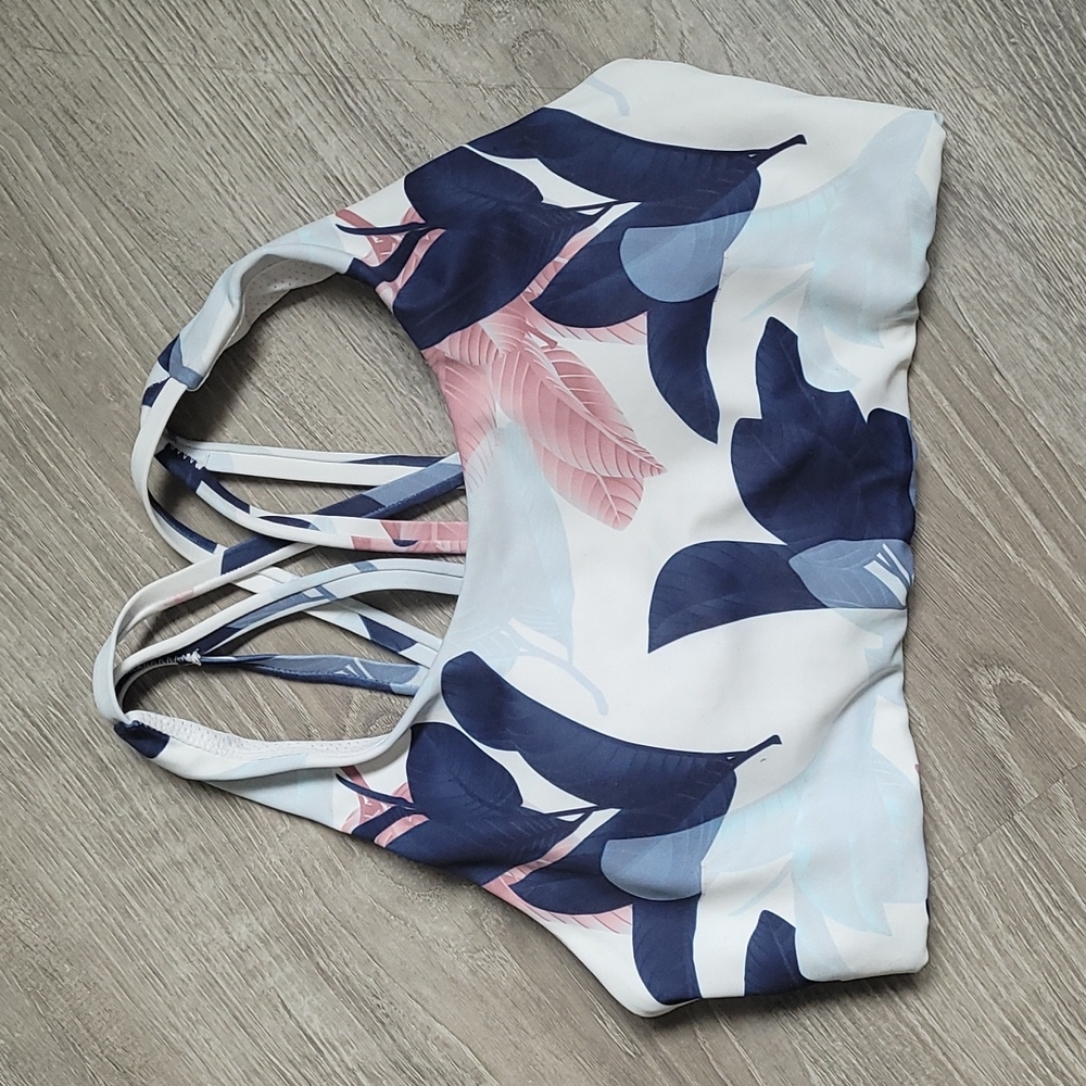 Senita Strappy Sports Bra - Magnolia